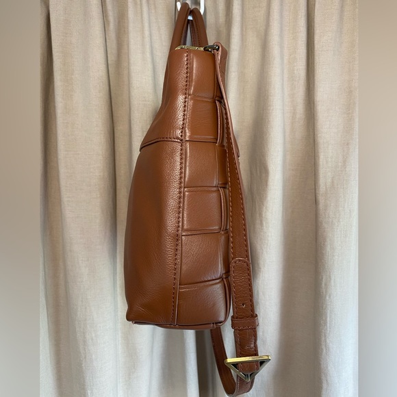 Ladies Leather Satchel Bag - Picture 5 of 9